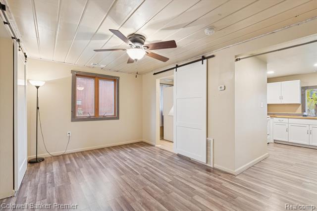 Builiding view fifteen for 2988 Farmers Creek, Metamora, MI. 48455