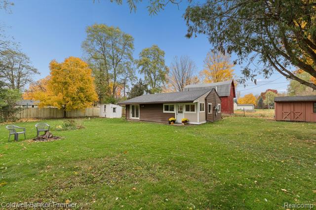 Builiding view one for 2988 Farmers Creek, Metamora, MI. 48455