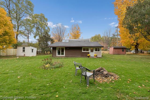 Builiding view twenty eight for 2988 Farmers Creek, Metamora, MI. 48455