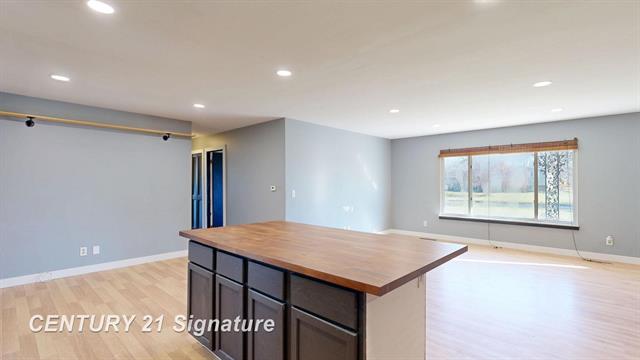 Builiding view eighteen for 3201 Gehring Drive, Flint, MI. 48506