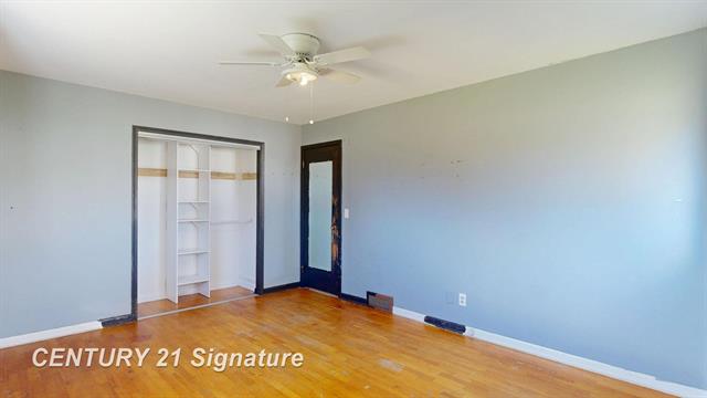 Builiding view twenty one for 3201 Gehring Drive, Flint, MI. 48506