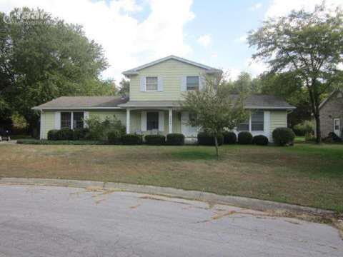 front view for 5244 Applewood Drive, Flushing, Mi. 48433