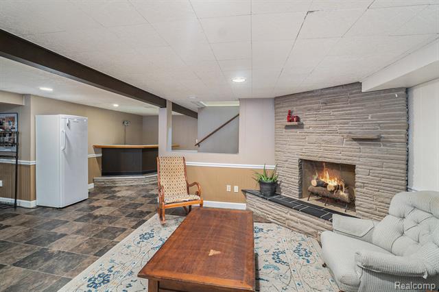 Builiding view nineteen for 7545 Porter Road, Grand Blanc, MI. 48439