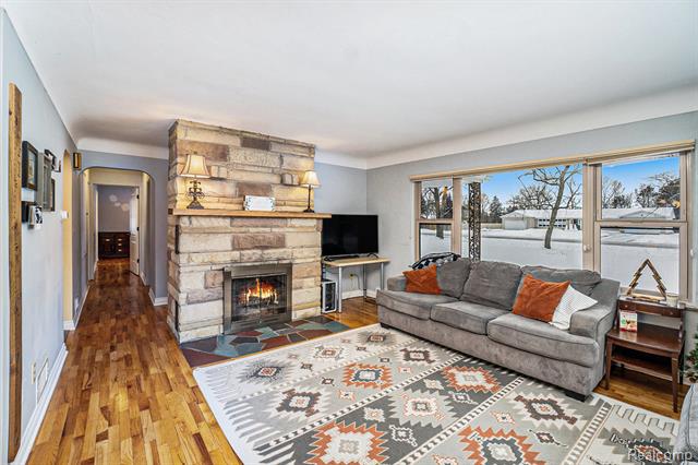 Builiding view six for 7545 Porter Road, Grand Blanc, MI. 48439