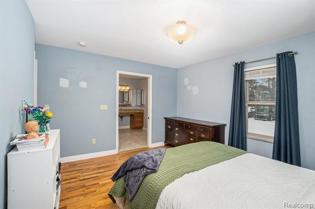 Builiding view twelve for 7545 Porter Road, Grand Blanc, MI. 48439