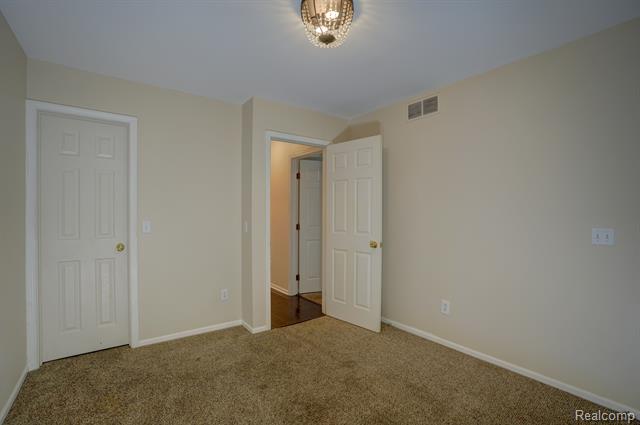 Builiding view thirty for 6407 Beecher Rd, Flint, MI. 48532