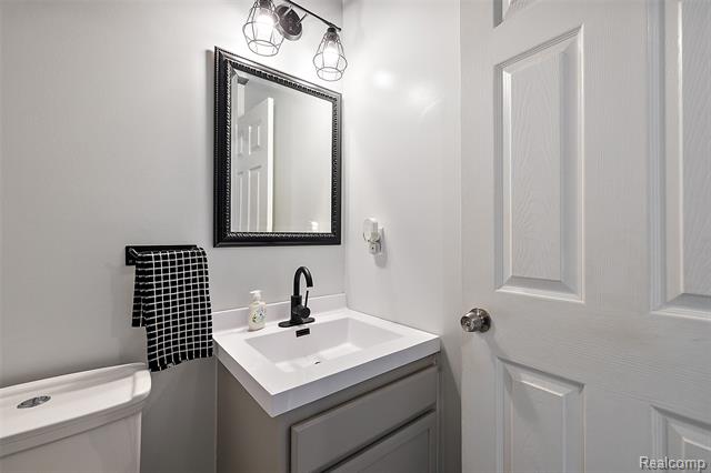 Builiding view eight for 3373 Glover Road, Almont, MI. 48003