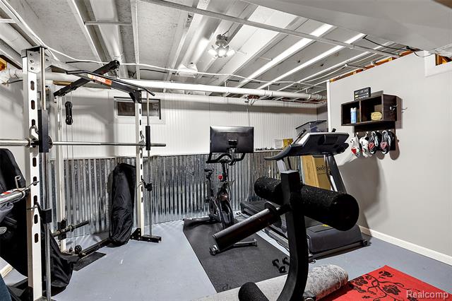 Builiding view eighteen for 3373 Glover Road, Almont, MI. 48003