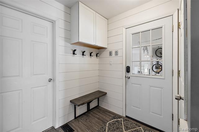 Builiding view seven for 3373 Glover Road, Almont, MI. 48003