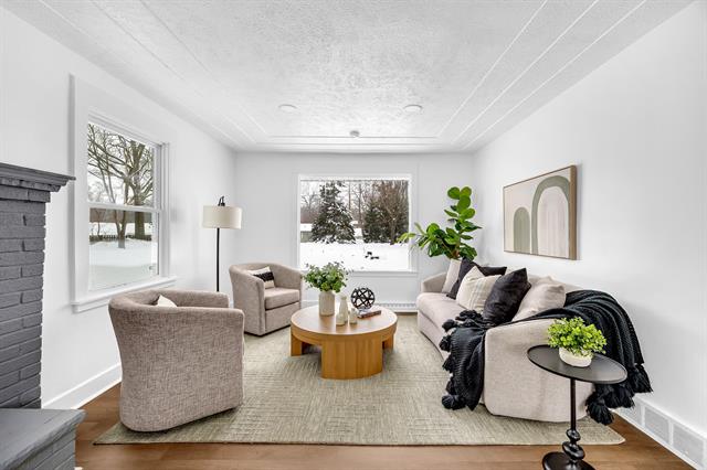 Builiding view eight for 2621 Poe, Wyoming, MI. 49509