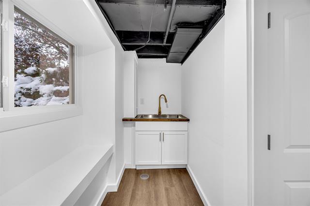 Builiding view forty one for 2621 Poe, Wyoming, MI. 49509