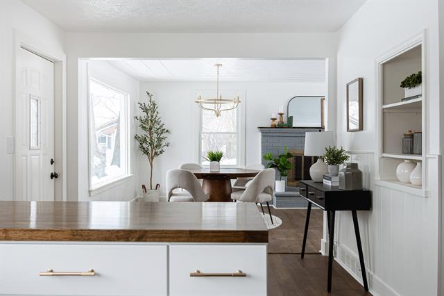 Builiding view fourteen for 2621 Poe, Wyoming, MI. 49509