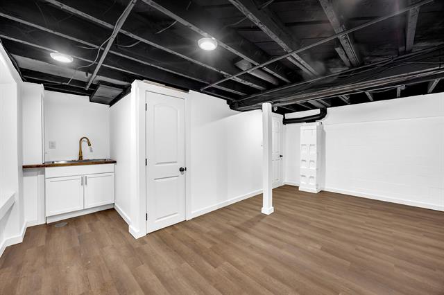 Builiding view thirty nine for 2621 Poe, Wyoming, MI. 49509