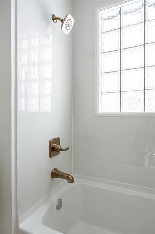 Builiding view thirty two for 2621 Poe, Wyoming, MI. 49509