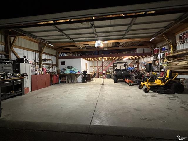 Builiding view seventeen for 1090 Cole Rd., Monroe, MI. 48162
