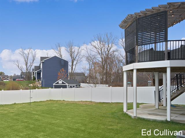 Builiding view thirty for 4897 Shadow Creek, Hudsonville, MI. 49426