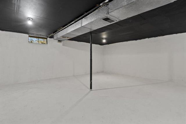 Builiding view twenty eight for 12980 Crestview, Sawyer, MI. 49125