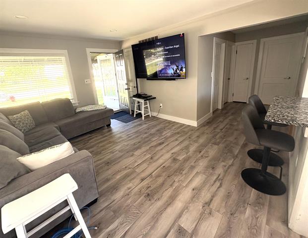 Builiding view ten for 4014 Linwood, Royal Oak, MI. 48073