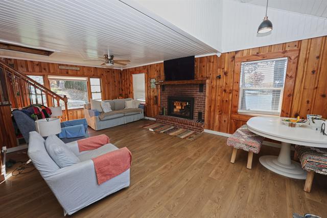 Builiding view five for 67050 95Th, Dowagiac, MI. 49047