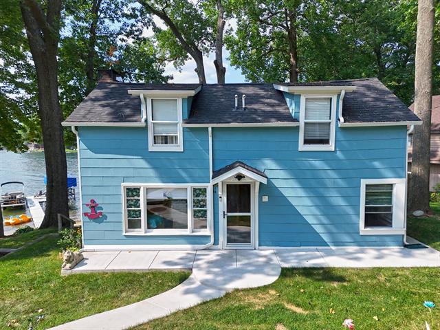 Builiding view nine for 67050 95Th, Dowagiac, MI. 49047