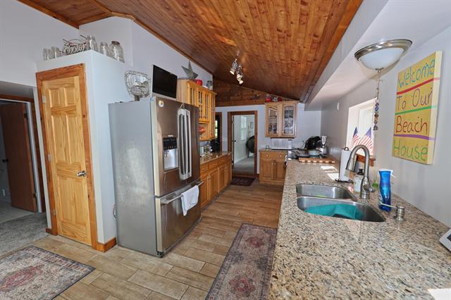 Builiding view thirty nine for 67050 95Th, Dowagiac, MI. 49047