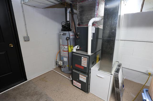 Builiding view thirty one for 67050 95Th, Dowagiac, MI. 49047