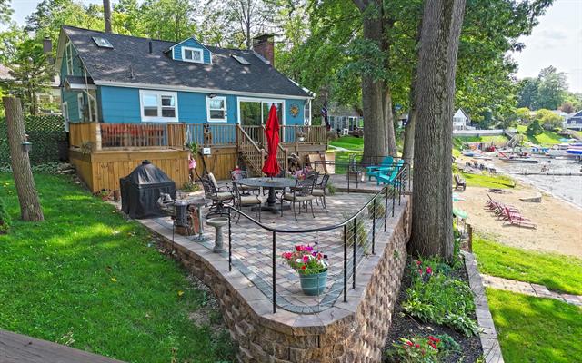 Builiding view twenty four for 67050 95Th, Dowagiac, MI. 49047