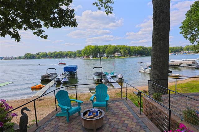 Builiding view twenty three for 67050 95Th, Dowagiac, MI. 49047