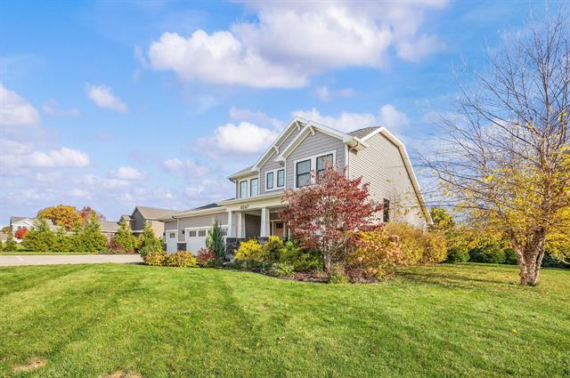 Builiding view one for 4047 Fox Woods, Saint Joseph, MI. 49085