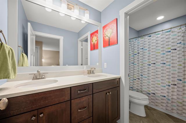 Builiding view seventeen for 4047 Fox Woods, Saint Joseph, MI. 49085