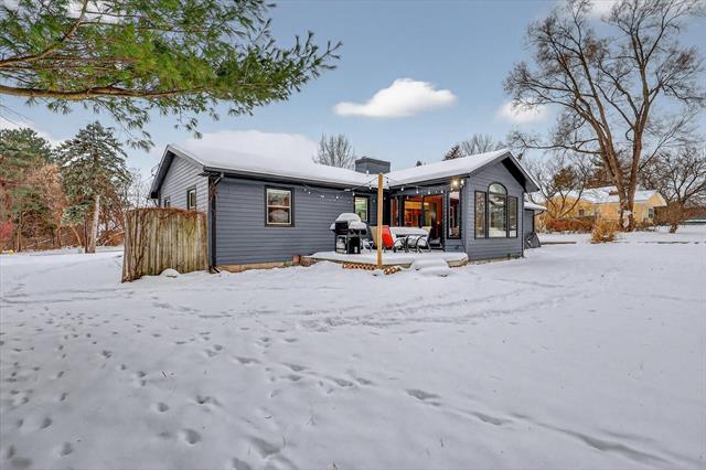 Builiding view thirty six for 3312 Thornapple River, Grand Rapids, MI. 49546