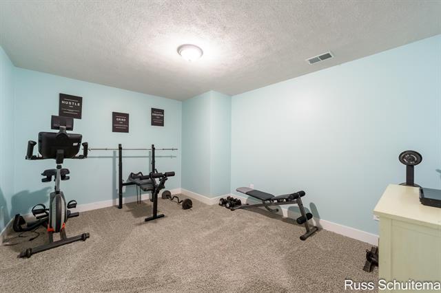 Builiding view forty one for 931 Ashlee, Muskegon, MI. 49441