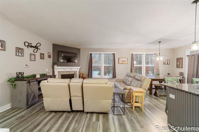 Builiding view nine for 931 Ashlee, Muskegon, MI. 49441