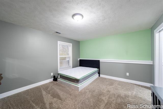 Builiding view thirty five for 931 Ashlee, Muskegon, MI. 49441