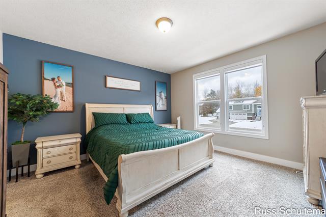 Builiding view twenty for 931 Ashlee, Muskegon, MI. 49441