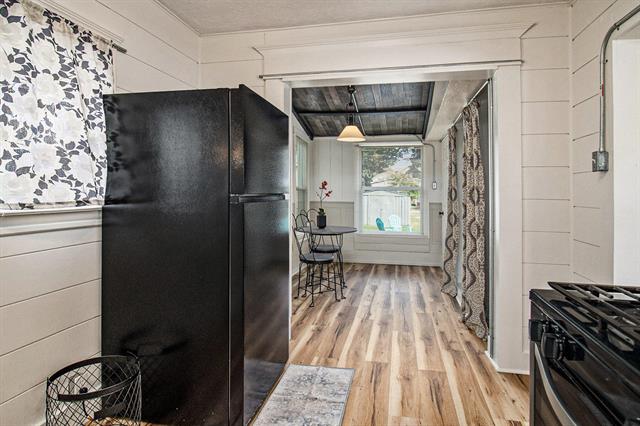 Builiding view eleven for 420 Robert, Ludington, MI. 49431