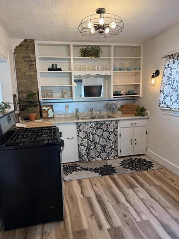 Builiding view thirty five for 420 Robert, Ludington, MI. 49431