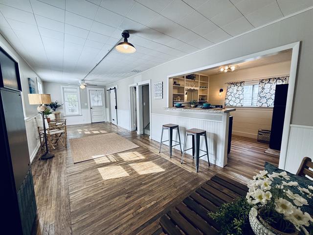 Builiding view twenty eight for 420 Robert, Ludington, MI. 49431