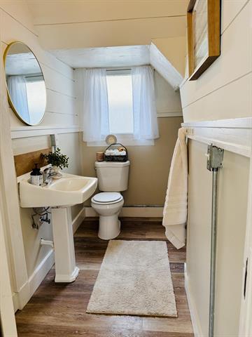 Builiding view twenty one for 420 Robert, Ludington, MI. 49431