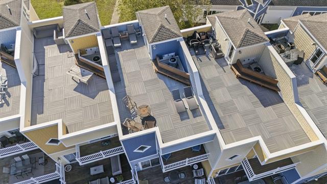 Builiding view thirty for 21 Diamond Point, New Buffalo, MI. 49117