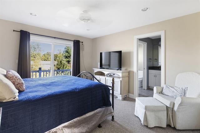 Builiding view twenty for 21 Diamond Point, New Buffalo, MI. 49117