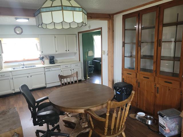 Builiding view four for 15702 29Th, Vicksburg, MI. 49097
