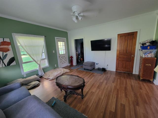 Builiding view six for 15702 29Th, Vicksburg, MI. 49097