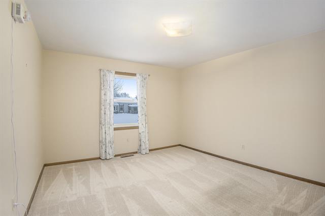 Builiding view eight for 932 Village, Jenison, MI. 49428