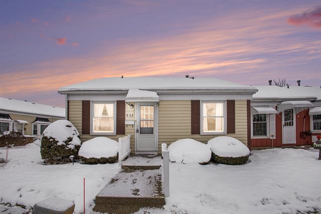 Builiding view sixteen for 932 Village, Jenison, MI. 49428