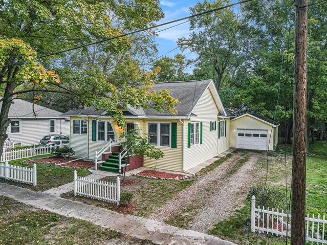 Builiding view six for 117 Adams, Lawton, MI. 49065