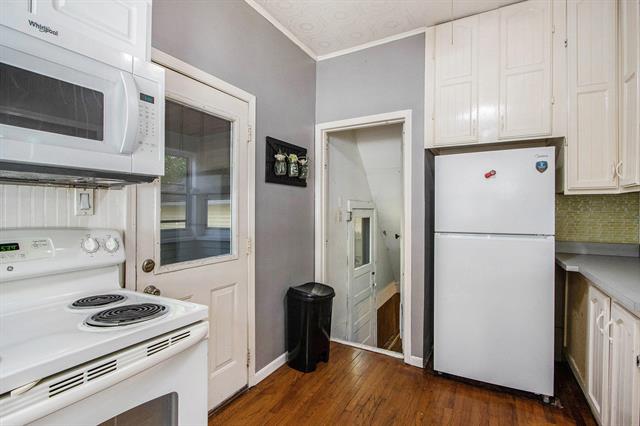 Builiding view thirteen for 117 Adams, Lawton, MI. 49065