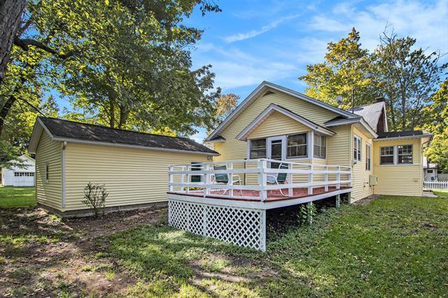 Builiding view twenty two for 117 Adams, Lawton, MI. 49065