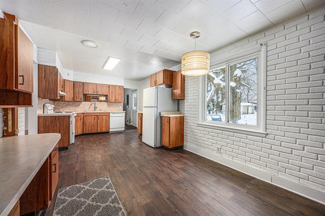 Builiding view eight for 3415 Huron, Kalamazoo, MI. 49006