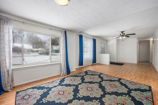 Builiding view five for 3415 Huron, Kalamazoo, MI. 49006